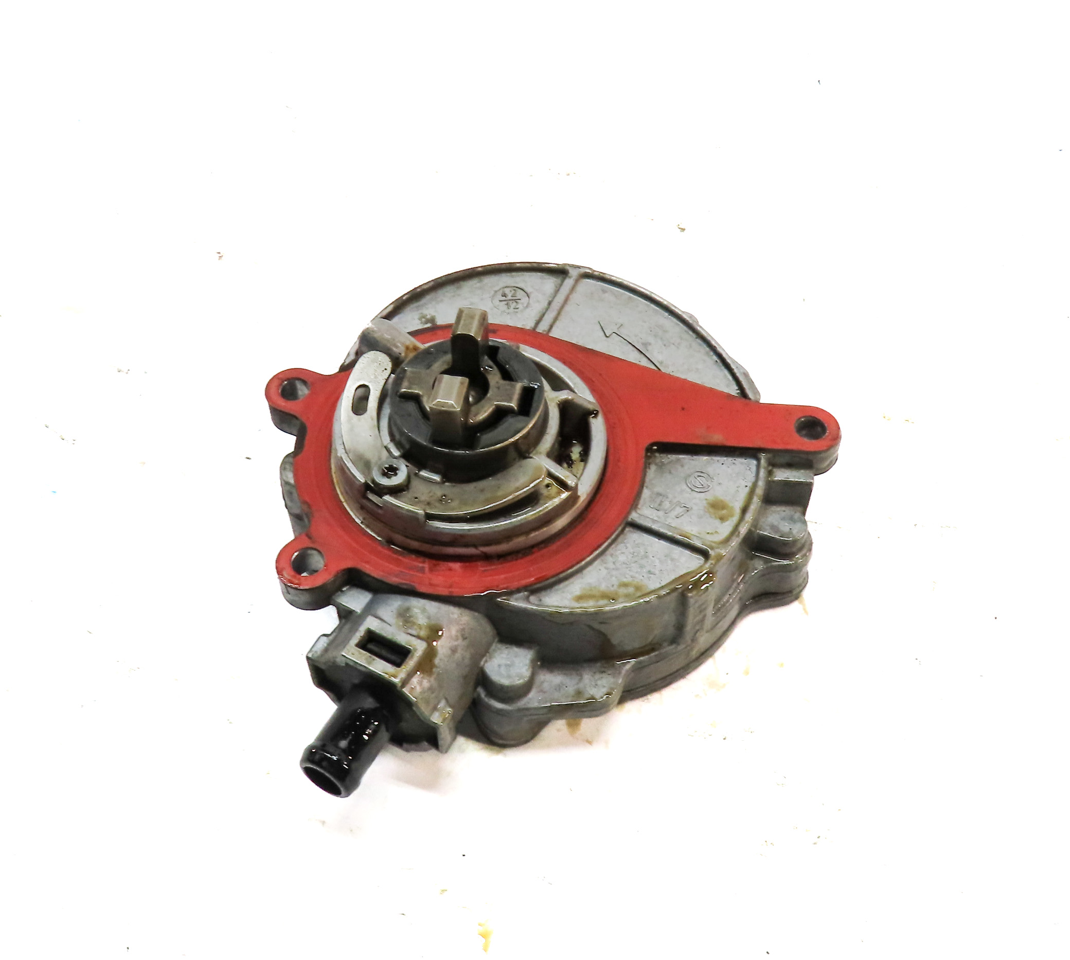 2013 AUDI Q7 (4L) 3.0L SUPER (CTWB) ENGINE BRAKE VACUUM PUMP — exact item pictured